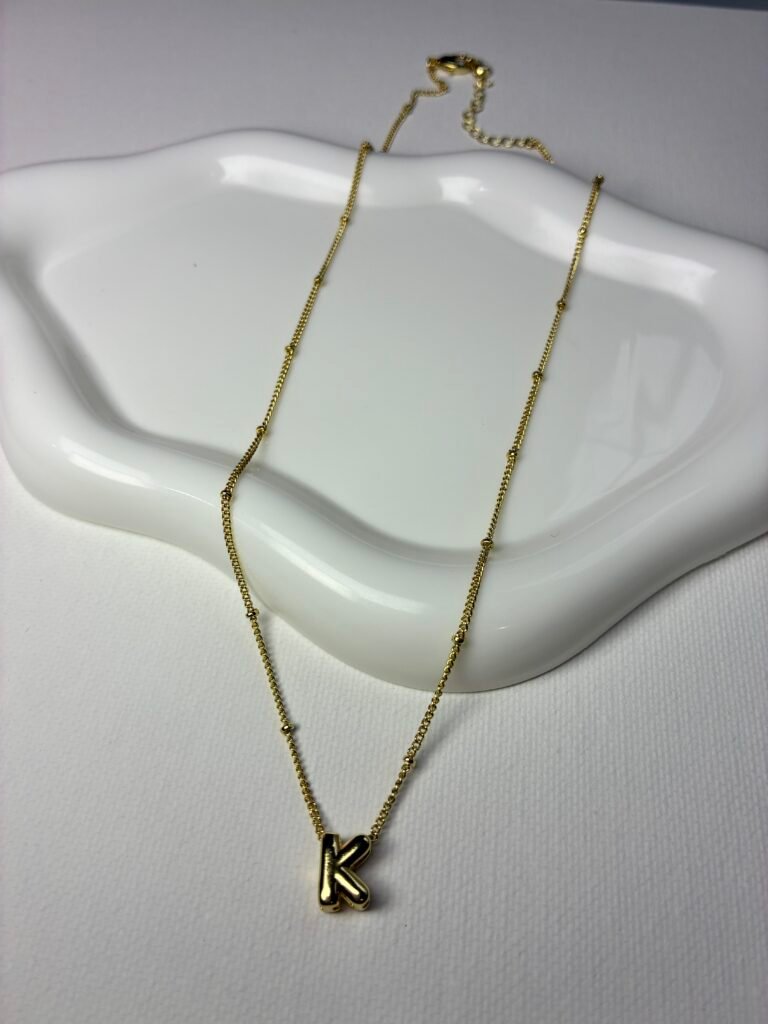 Collar inicial K