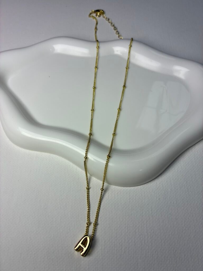 Collar inicial A