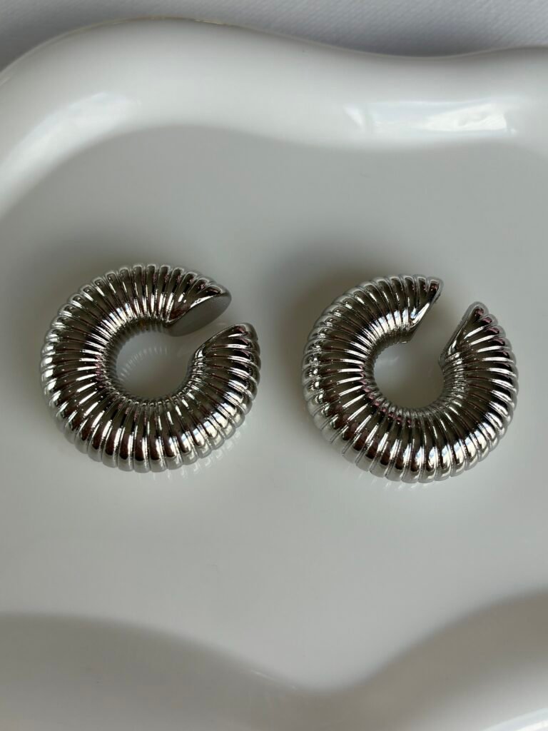 Ear cuff espiral