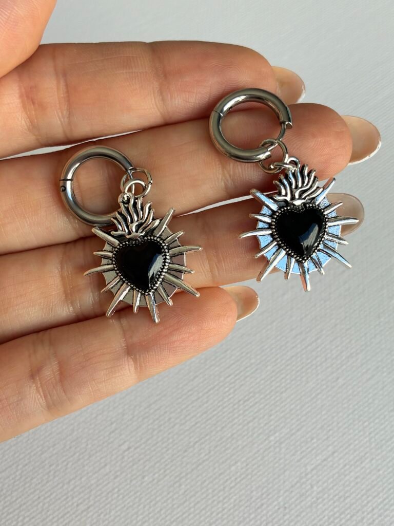Aretes Cazzu