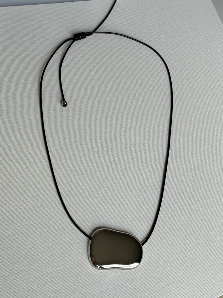 Collar Mila